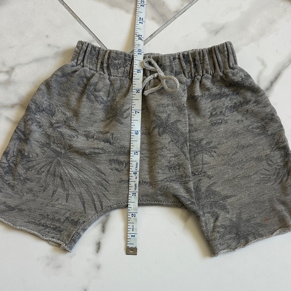 Hawaiian Beach Print Charcoal Kids Harem Shorts - Picture 9 of 9